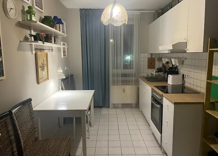 Maxim's - Self Check-in